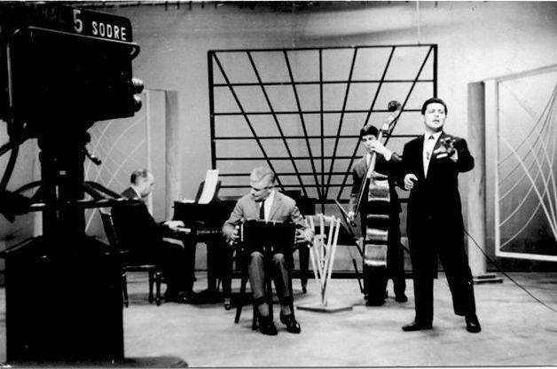 1000971_433918453381377_2118690194_n